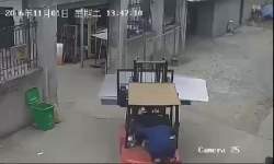 1657532 B