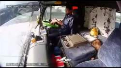 6782197 B