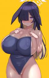 923931 B