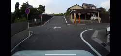 1083699 B